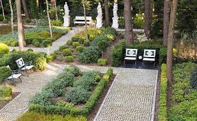 luxus pur garten im romischen stil garten gartengestaltung wasserspiele