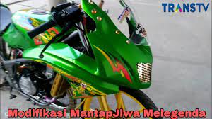 Seri motor sport kawasaki ninja meleat meninggalkan seri motor sport keluaran honda maupun yamaha. Modifikasi Motor Ninja 150 Rr Warna Hijau Modifikasi Motor Terbaru 2021