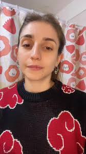 Como Usar El Broche De Flor En La Oreja