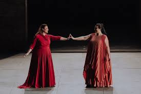 60° Macerata Opera Festival, le voci di "Norma" incantano lo Sferisterio.  La recensione di Fattitaliani