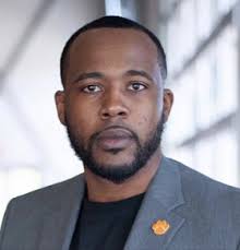 Marcus Curry's Instagram, Twitter & Facebook