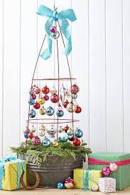 For an ideal decoration of your outdoors during the christmas time, you just need to buy a few things and put up a decor. 56 Best Outdoor Christmas Decorations Diy Porch Decorations