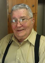 Earl Hinkle's Instagram, Twitter & Facebook