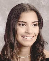 Kimberly Wix's Instagram, Twitter & Facebook