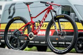 The new scott spark 2022 was introduced just a few months before the tokyo olympics, just like the previous version, but we were still sure that nino schurter and kate courtney would present a special edition for the olympics. Scott Scale Nino Schurter 2021 Cheap Online