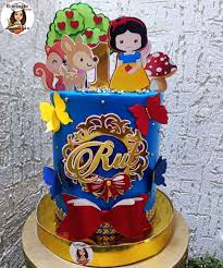 Pastel de niña personalizado 😍 temática Blancanieves 😍 Contáctanos al  WhatsApp +58 426-5945556 Para pedidos personalizados recuerda contactarnos  con 3 días de anticipación 😍✨ Síguenos en tik tok 😍  www.tiktok.com@el_antojito_express?_t ...