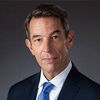 Tara Kavanagh's Instagram, Twitter & Facebook