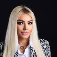 600+ Profile mit dem Suchbegriff „Nadia“