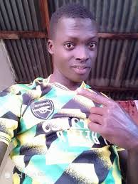 Amanda Bailor's Instagram, Twitter & Facebook