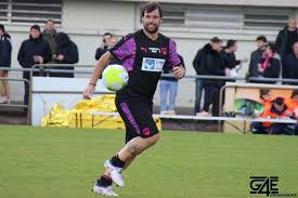 The side finished in the last position, but only two points behind vélez sársfield, which was the group's leader. Girondins4ever Omar Da Fonseca En Argentine On Le Taillait On Se Moquait Un Peu De Lui Parce Qu Il Avait Des Fesses Un Peu Larges Mais Il A Fait Un Malheur