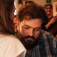 Maggie Wolfe (@magswolfe)