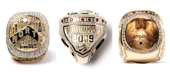 2016 chicago cubs winners championship ring. You Need To See These Amazing Sports Championship Rings Dandelion Chandelier