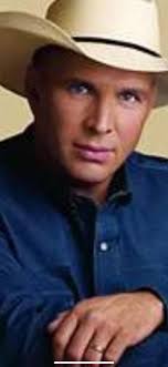 Race Riley) Stephanie Raney, calling in from Roland, Oklahoma, won  #kisrmoviepasses to Malco Theatres counting down the countdown songs!  #listenandwin