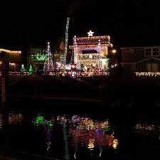 Christmas Lights At Naples Island In Long Beach Shotwithhalide Christmas Lights Holiday Decor Instagram