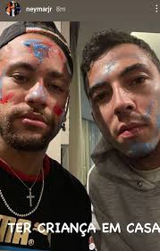 nejˈmaʁ dɐ ˈsiwvɐ ˈsɐ̃tus ˈʒũɲoʁ; Neymar When The House Is Full Of Kids In 2021 Neymar Neymar Jr Carnival Face Paint