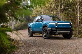 Top manufacturers include ford, chevrolet, dodge when pickup trucks arrived on the scene in 1913, they were a specialized conversion vehicle for a niche market. Electric Cars Ford F Tesla Tsla Others Plan Battery Powered Pickup Trucks Bloomberg