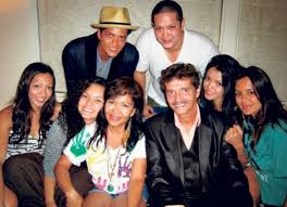 Перевод песни the lazy song — рейтинг: Meet Bruno Mars Talented Family The Uptown Funk Crooner Bruno Mars Family Bruno Mars Mars