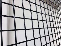 As a international enterprise, we are really honored that our aluminum expanded meshes were already exported to most of countries in the world, we are quite acknowledgable with different quality standard around the world, architectural wire mesh curtains and laser cut panels is hot selling now. Decorative Black Weld Mesh Trellis Panel Low Cost Greenwalls