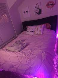 Pin By Erica Bank On H O M E Room Inspiration Bedroom Small Room Bedroom Bedroom Decor