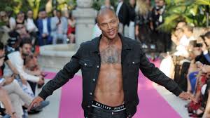 Maybe you would like to learn more about one of these? Mutter Beschuldigt Schonen Ex Haftling Jeremy Meeks Seine Gang Totete Ihren Sohn Eric 15