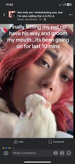 This post made it to a beastiality kink shame group🤣🥲