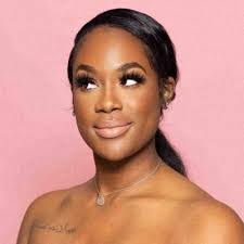 Lachelle Johnson's Instagram, Twitter & Facebook