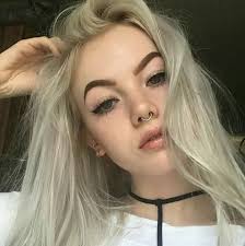 Unfortunately, attaining true platinum blonde hair is also a long, difficult don't panic if you don't see ideal results the first time. Pin By Tumblr On Makeup Silver Blonde Hair Aesthetic Girl Silver Blonde