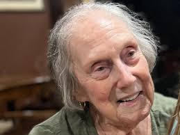 ELIZABETH "BETTY" EARL MOODY's Obituary