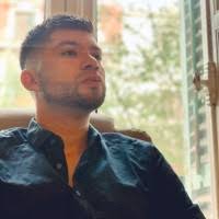 60+ perfiles de «Leonardo Toro»