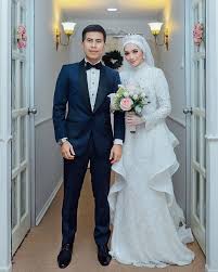 Cegah kehamilan di luar nikah malaka izinkan muslimah menikah muda. 25 Inspirasi Gaun Pengantin Muslimah Yang Modern Updated 2021 Bukareview