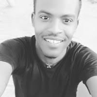 100+ profilů „Hassay“