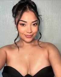 Jasmine Darling's Instagram, Twitter & Facebook