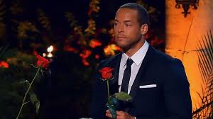 Kurz vor staffelauftakt werfen wir einen. ÙÙŠ Ø§Ù„ÙˆÙ‚Øª Ø§Ù„Ù…Ù†Ø§Ø³Ø¨ Ø¹Ù‚Ù„ÙŠØ© Ù…ÙŠÙƒØ§Ù†ÙŠÙƒÙŠ Wer Hat Die Letzte Rose Beim Bachelor Bekommen Drudaypawar Com