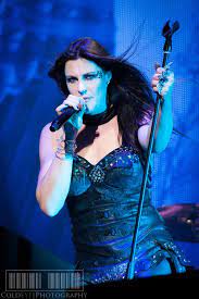 Nightwish‏подлинная учетная запись @nightwishband 10 ч10 часов назад. Floor Jansen Formerly Singer Of After Forever And Revamp Singer Of Nightwish As Of 2014 Heavy Metal Girl Female Guitarist Jansen