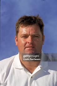 879 Steven Richardson Photos & High Res Pictures