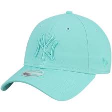 New York Yankees New Era Women S Blue Tint Core Classic 9twenty Adjustable Hat Aqua Your Price 22 99 New York Yankees Blue Tint New York Yankees Logo
