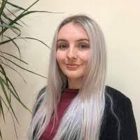 Vivian Collick's Instagram, Twitter & Facebook