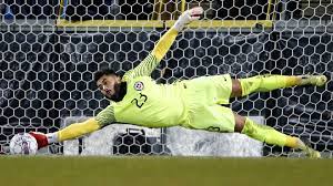 Herrera ha compartido con «carepato» en el equipo azul y en la selección chilena, por ende, tiene una hipótesis referente a lo que pudo haber sucedido y referente a si díaz anda ventilando cosas del equipo el expresó que «no, no me consta que lo haya hecho. Herrera Me Es Indiferente Lo Que Rodea Al Tema Bravo As Chile