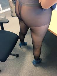 Spandex is designed for a skintight fit against the body and enhances the beauty of hips, asses, and legs when worn by women. Sexymarocbabe On Twitter Office Work Upskirt Dress Voyeur Highheels Amateur Selfiestick Lingerie Pantyhose Nylons Ass Thong Http T Co Yxqhoj42q0