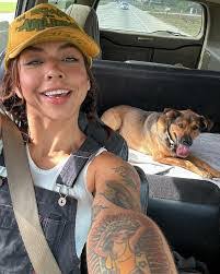 Carolina Paredes's Instagram, Twitter & Facebook