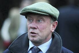 VIDEO: Guitar Pete Cheltenham win marred by Starchitect death 16 December  2017 Premium