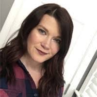 Tiffany Weir's Instagram, Twitter & Facebook