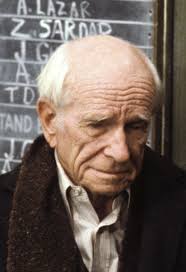 Ian Wolfe's Instagram, Twitter & Facebook