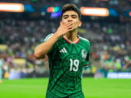 Man Utd pull out of race for Mexico sensation despite six-month scouting mission