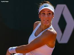 03.12.94, 26 years wta ranking: Bernarda Pera Tundukkan Caroline Garcia Di Lausanne Liga Olahraga