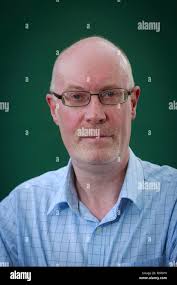 David kinloch hi-res stock photography and images