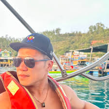 That is one happy child.