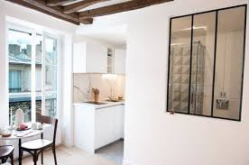 Studio Paris 9 16 M2 Totalement Renoves Par Un Architecte D Interieur Architecte Interieur Deco Petit Appartement Amenagement Interieur Meuble Cuisine