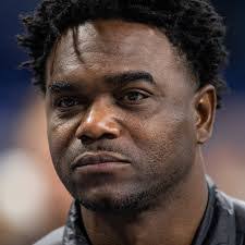 Larry Upson's Instagram, Twitter & Facebook