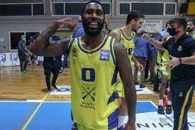 Κάρτερ, μουράτος 10, ντιαλό 11, ντέιβις 14, βουλγαρόπουλος, κόζι. Layrio Pana8hnaikos 92 82 O Foneas Twn Gigantwn Sport 24